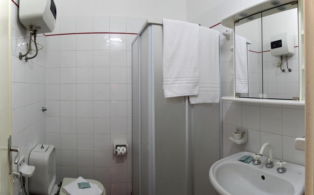 Suitehome Taormina Джардини Наксос Стая снимка